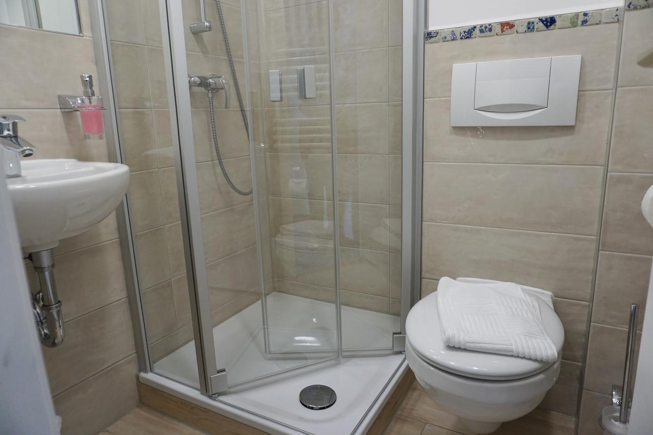 Parkhotel Seeblick Росток Экстерьер фото